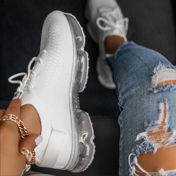 TOP Moda Shoes - White Bubble Air Cushion Lace-Up Knitted Sneakers